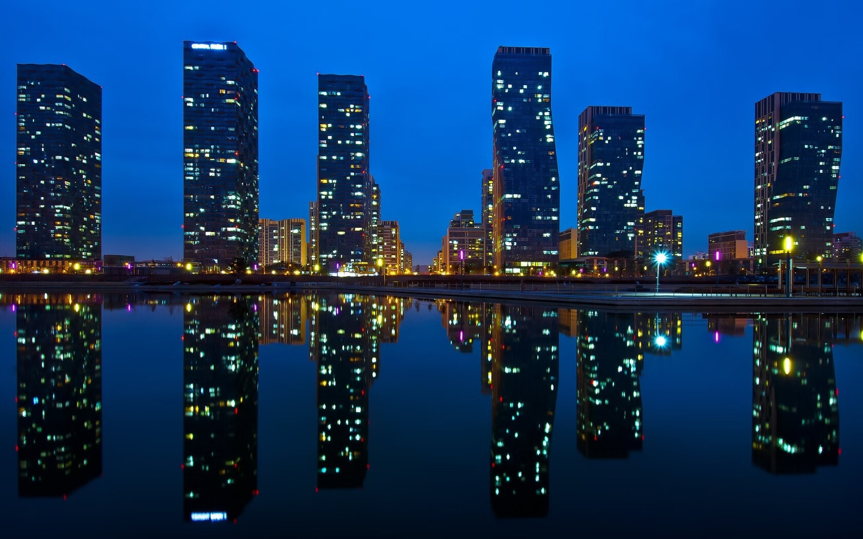 悬念逃遁之夜,当利拉德在欧冠补时时刻射出那记绝杀